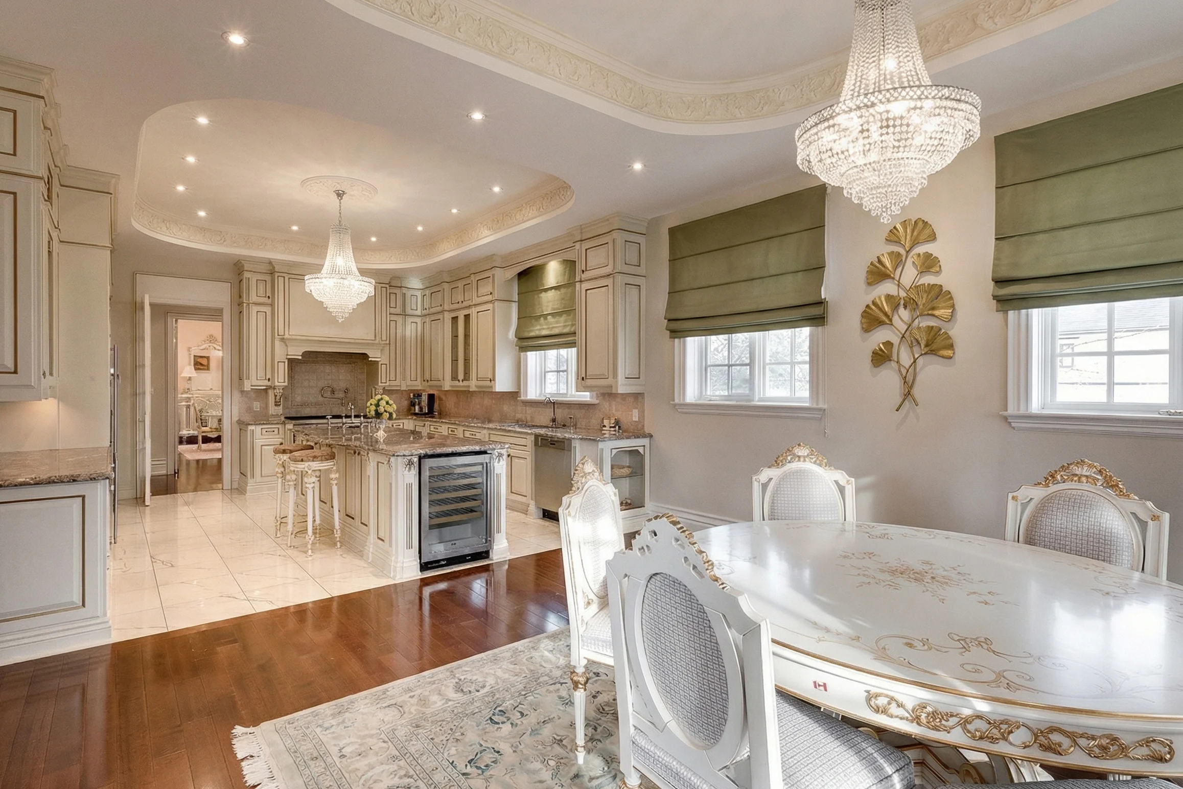 Aurora Estate interior, image 32