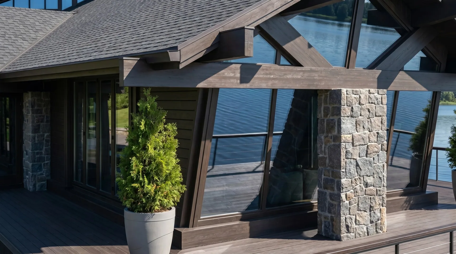 HOUSE BOAT in the style of a chalet gallery image 7.1